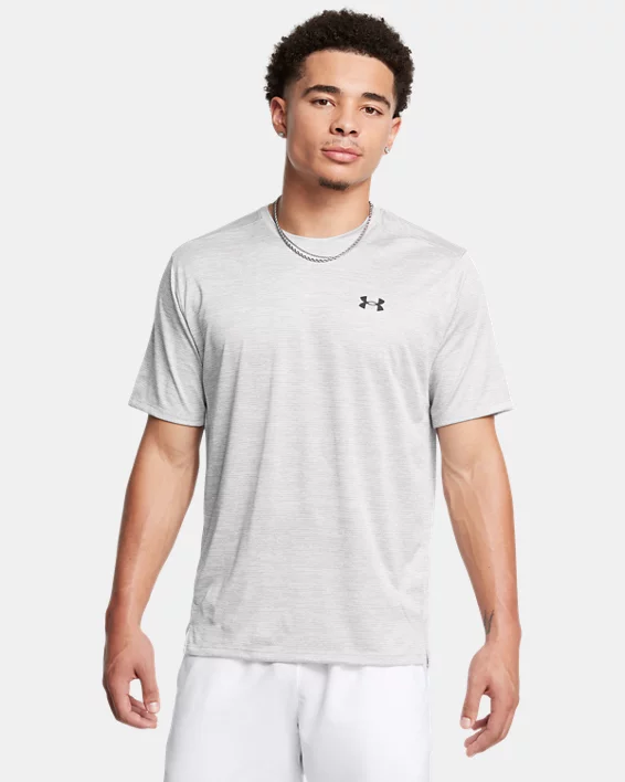 Distant Gray-Black-023