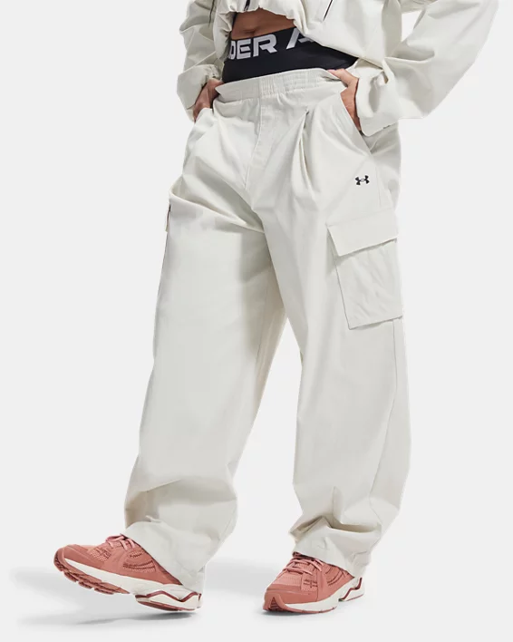 Summit White-Black-110